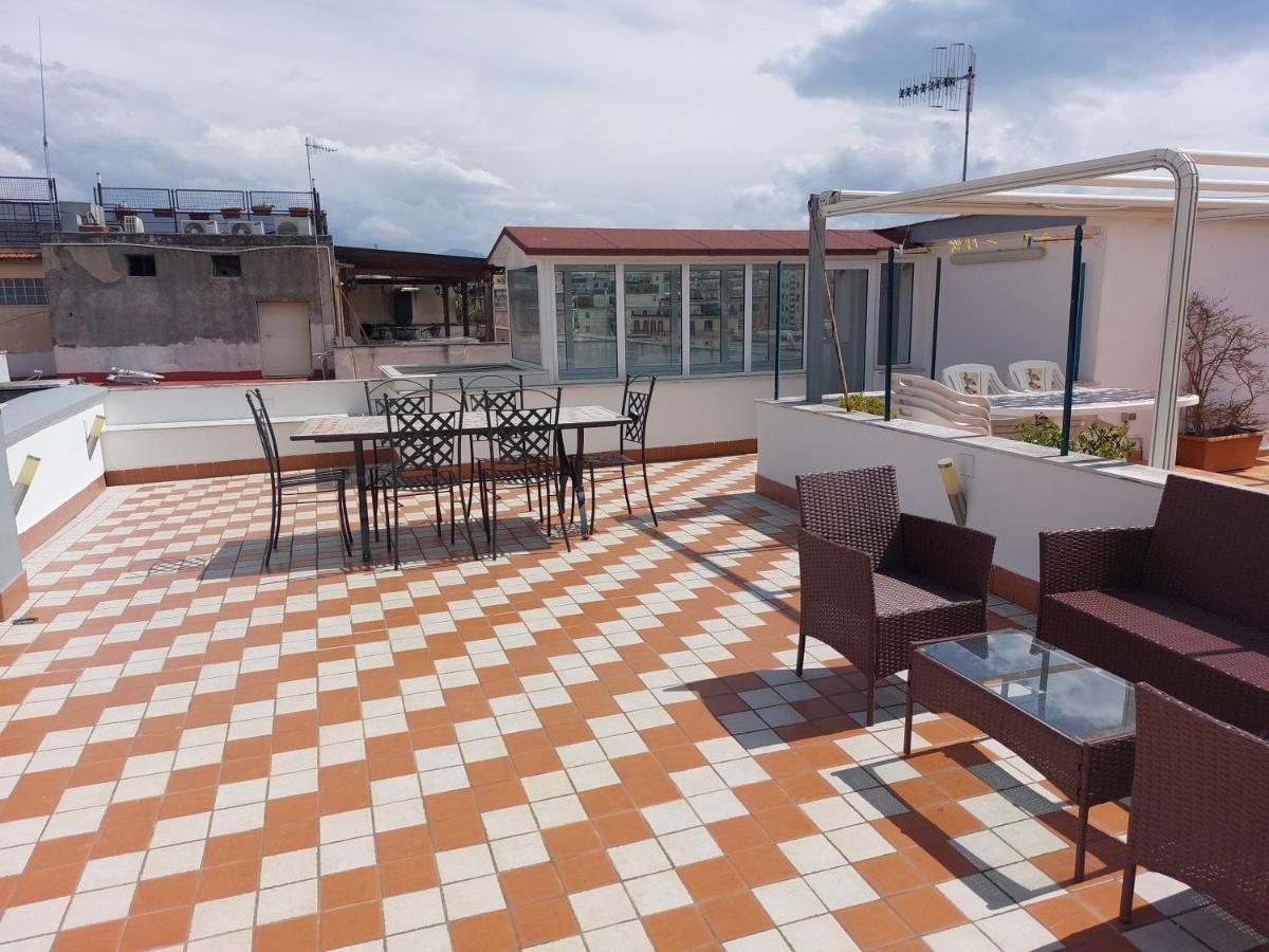 Appartamento Raggio Di Sole Napoli Esterno foto